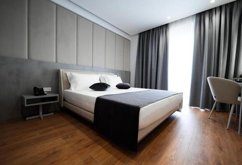 בית מלון כפרי Naos Luxury