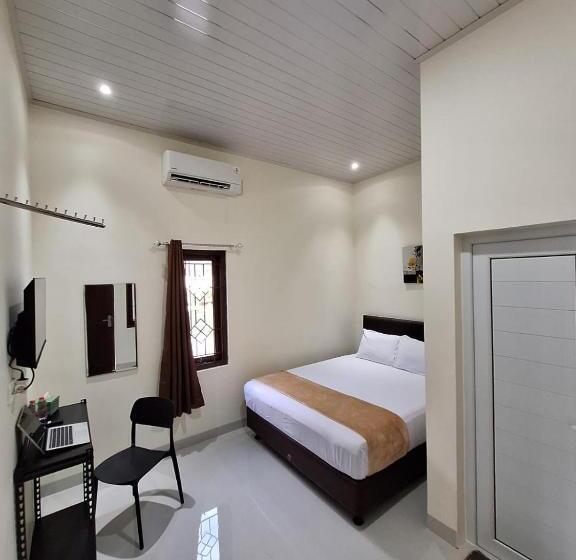 فندق Omah Watumas