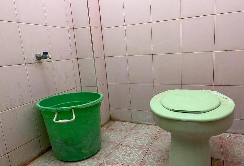 فندق Oyo 94060 Kos Rian