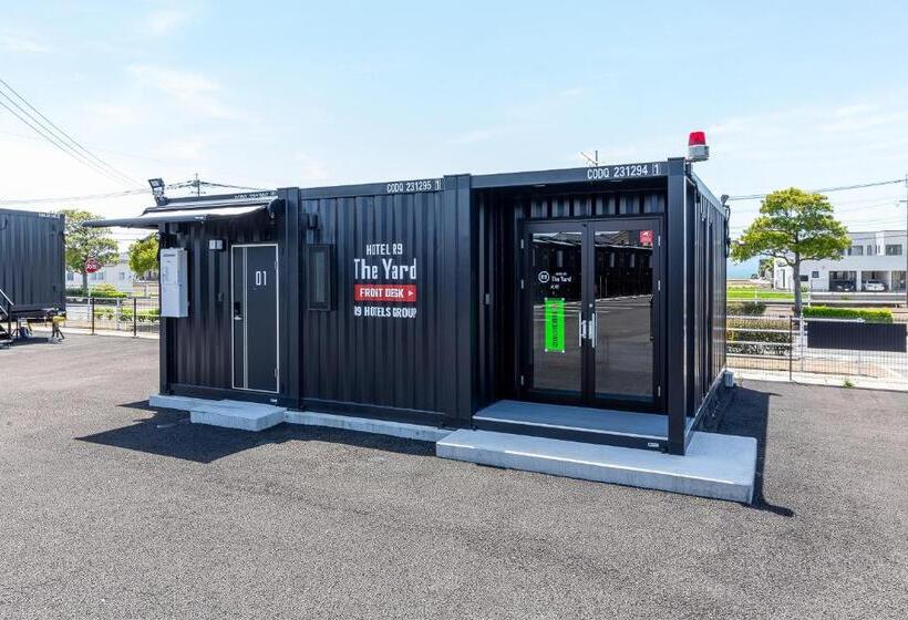 هتل R9 The Yard Omura