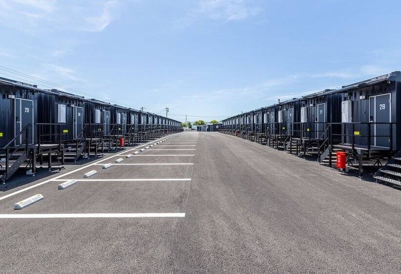 هتل R9 The Yard Omura