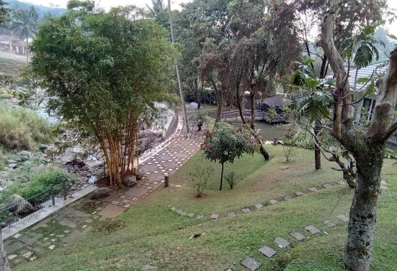 فندق Resort Prima Cipayung