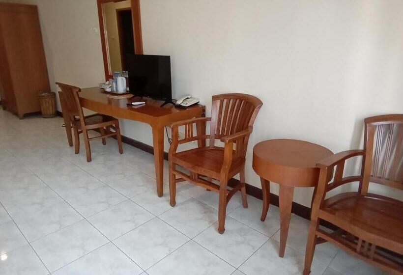 فندق Resort Prima Cipayung