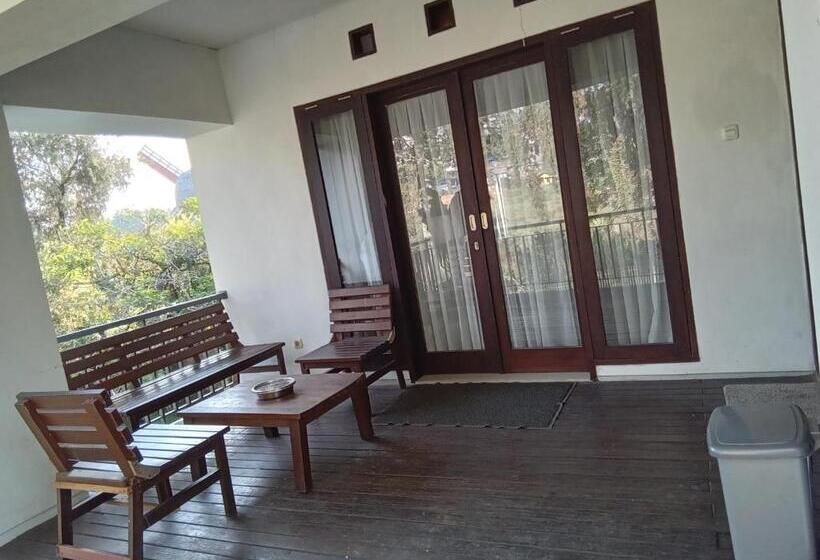 فندق Resort Prima Cipayung