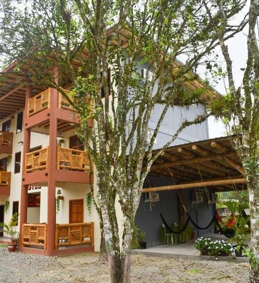 فندق Restaurante Andy