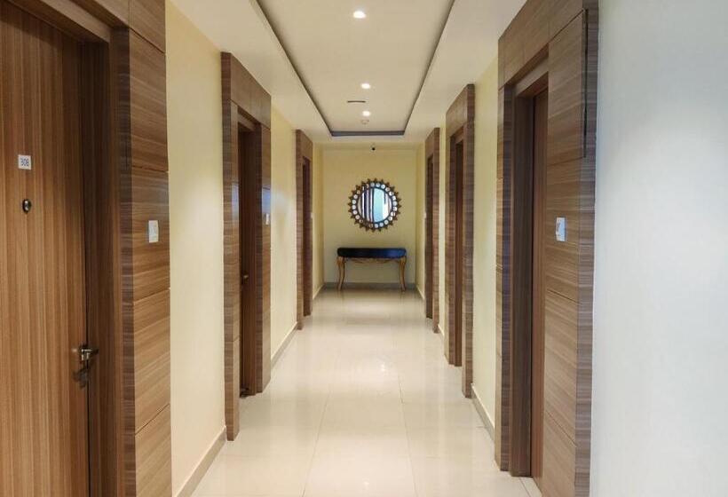 בית מלון כפרי Shah Z Palace