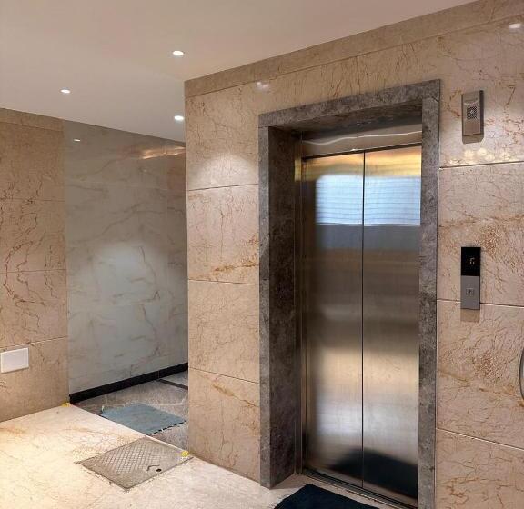 فندق Sln Pride Boarding And Lodging