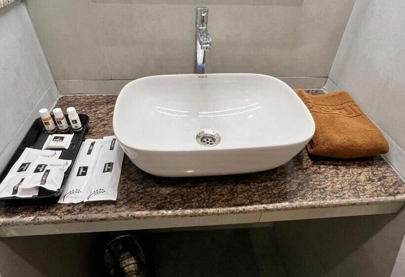 בית מלון כפרי Sunlight