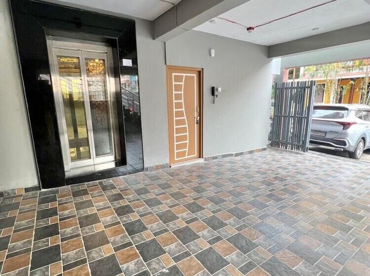 בית מלון כפרי Sunlight