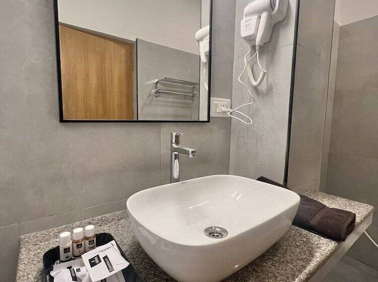 בית מלון כפרי Sunlight