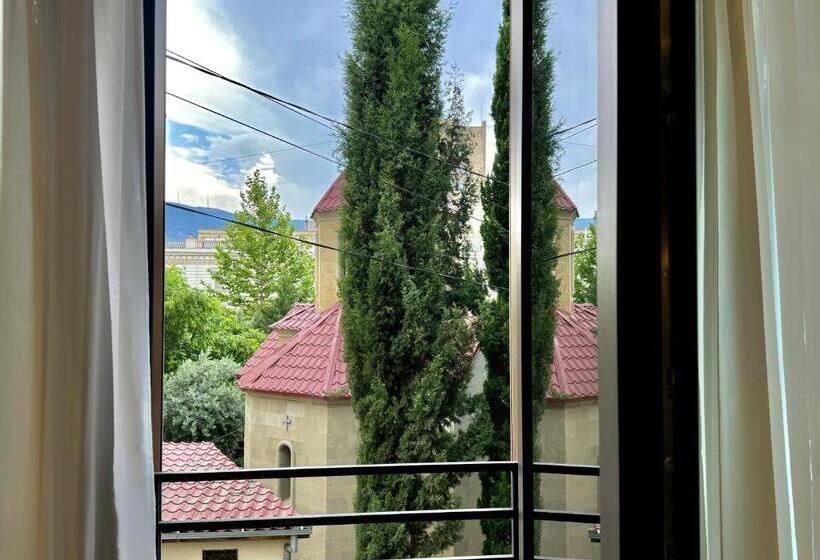 هتل Tbilisi Edition   Design