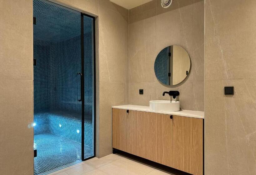 هتل Tbilisi Edition   Design