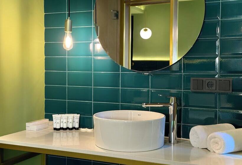 هتل Tbilisi Edition   Design