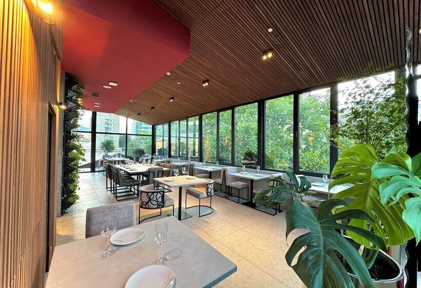 هتل Tbilisi Edition   Design