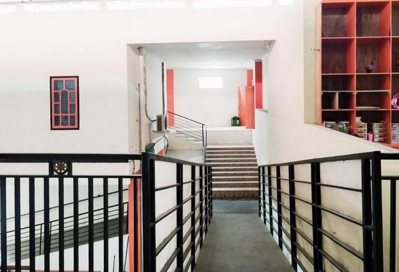 فندق Turuo Homestay Pringsewu Syariah Mitra Reddoorz