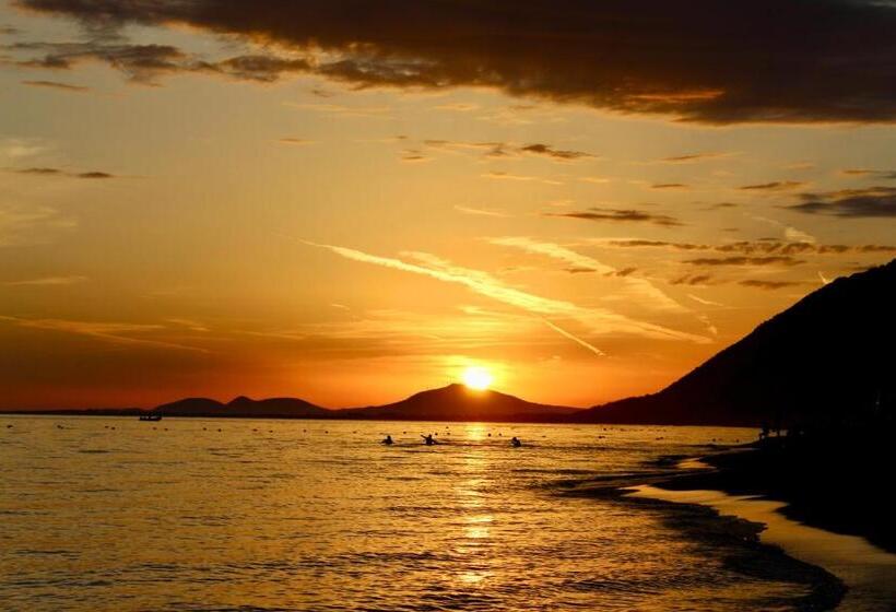 בית מלון כפרי Vila Mare Nostrum