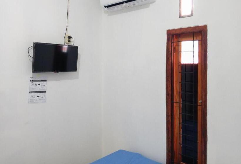 호텔 Wisma Radya Syariah Redpartner