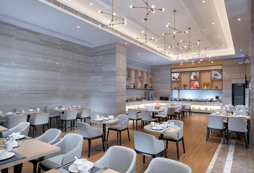 Kyriad Hotel, Shenzhen Baoan International Convention And Exhibition Center National Exhibition