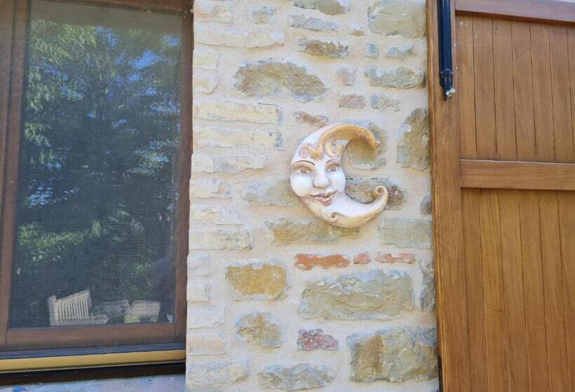 La Mela Rosa Bed & Breakfast