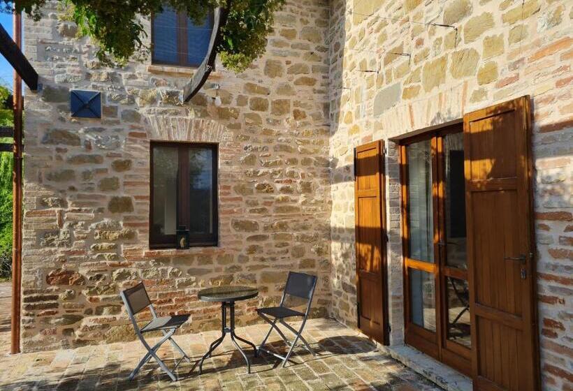 La Mela Rosa Bed & Breakfast