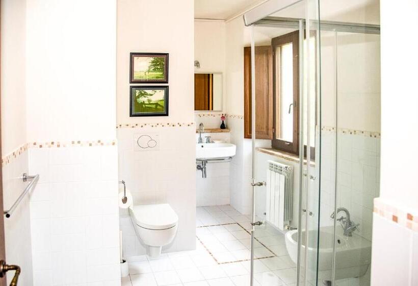 La Mela Rosa Bed & Breakfast