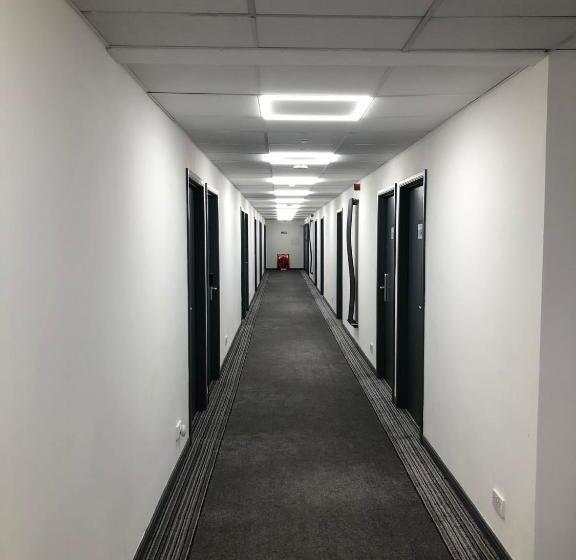 My Motel Glasgow Airport