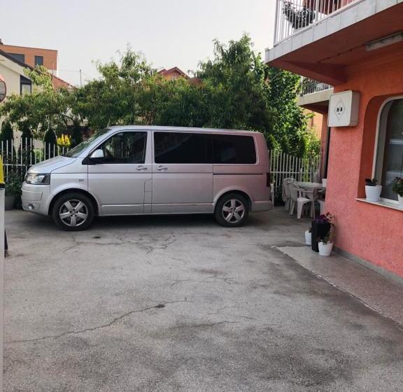 Pensionat Apartments M&j