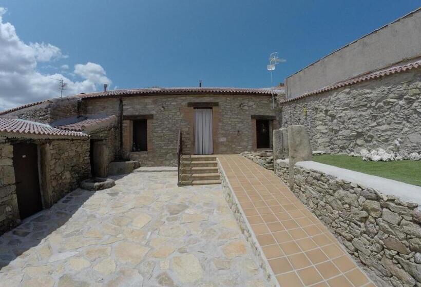 بنسيون Casa Huidobro Valle