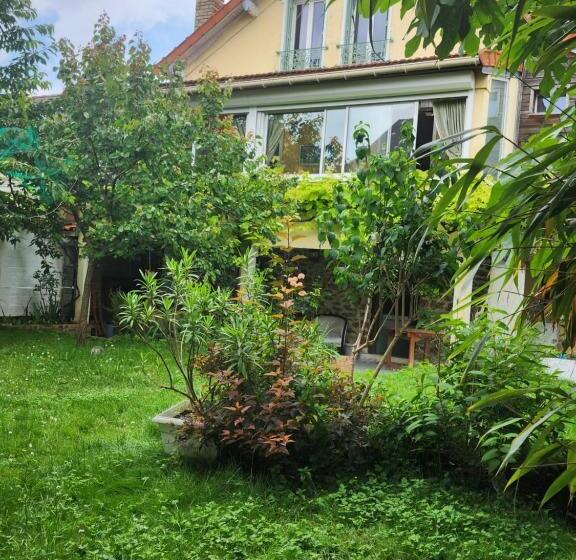 Пансион Chambres D Hôtes A Thiais