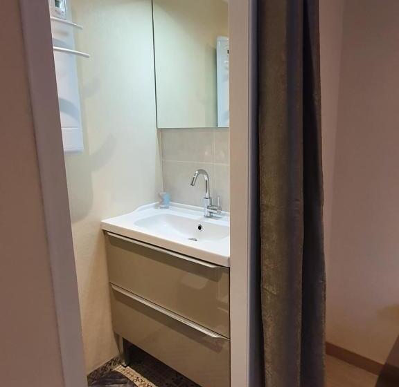 بنسيون Chez Serge Et Francine