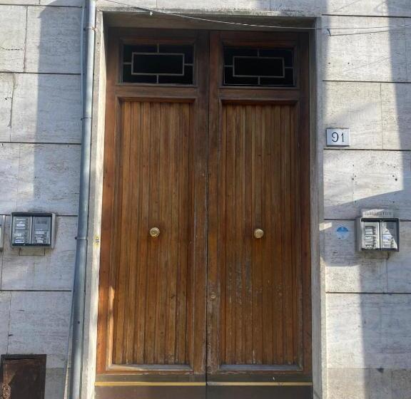 پانسیون F&f Rooms