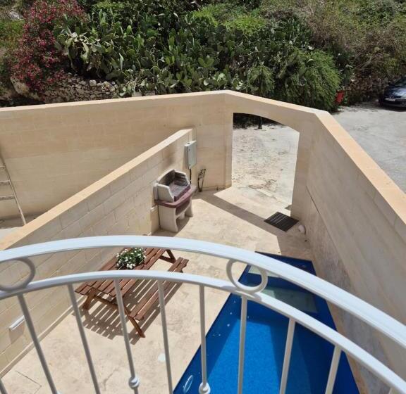 پانسیون Hacienda Farmhouse By The Nest