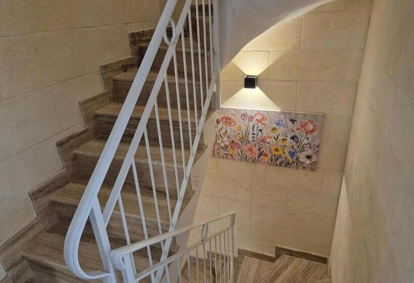 پانسیون Hacienda Farmhouse By The Nest