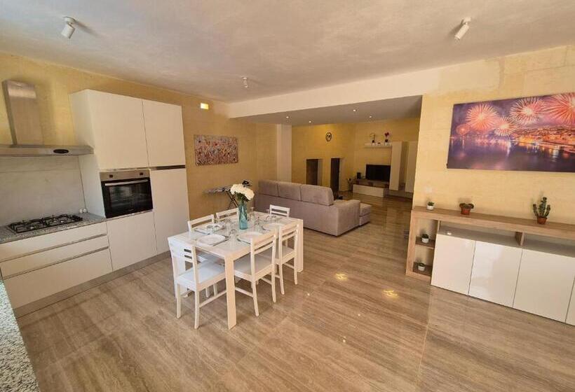 پانسیون Hacienda Farmhouse By The Nest