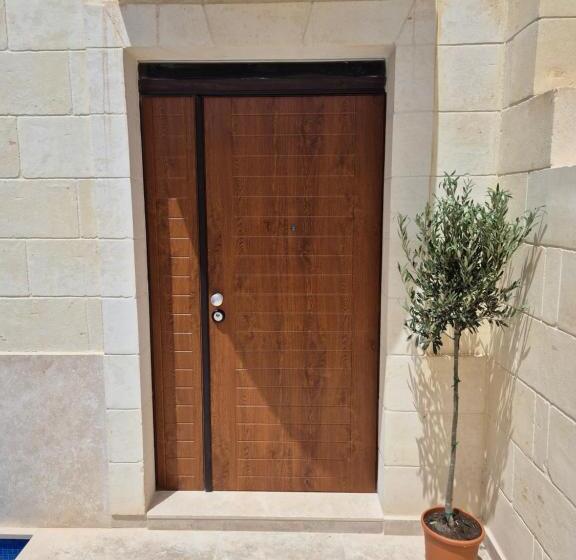 پانسیون Hacienda Farmhouse By The Nest