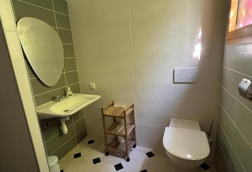 ペンション La Bergerie