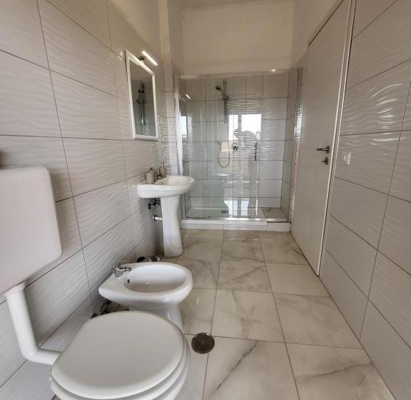 ペンション Leonardo Da Vinci Guest House