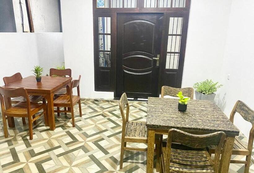 Пансион Mario Family Villa And Restaurant