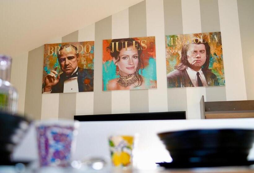 پانسیون Movie Loft Art Piccolo Attico Immerso Nell Arte Con Parcheggio Privato