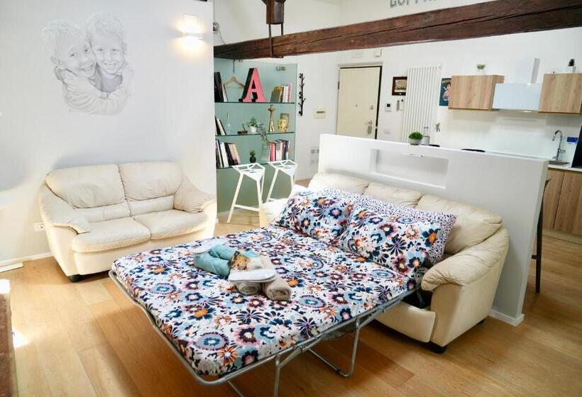 پانسیون Movie Loft Art Piccolo Attico Immerso Nell Arte Con Parcheggio Privato