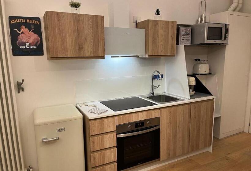 پانسیون Movie Loft Art Piccolo Attico Immerso Nell Arte Con Parcheggio Privato