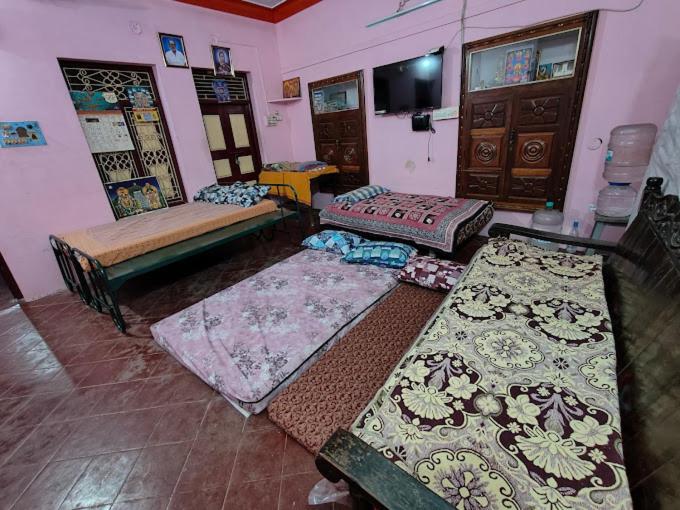 ペンション Murugan Guest House