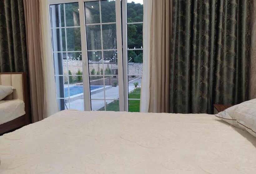 پانسیون Old Land Guest House