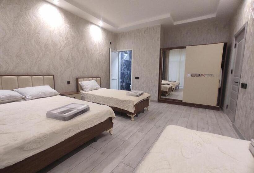 پانسیون Old Land Guest House