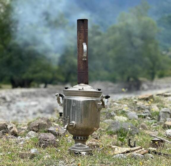 پانسیون Old Land Guest House