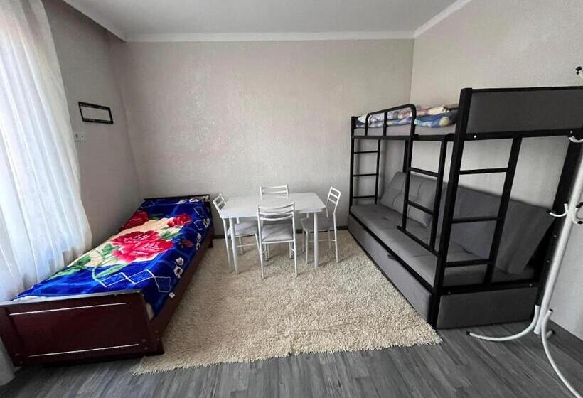 پانسیون Omor S Dvor