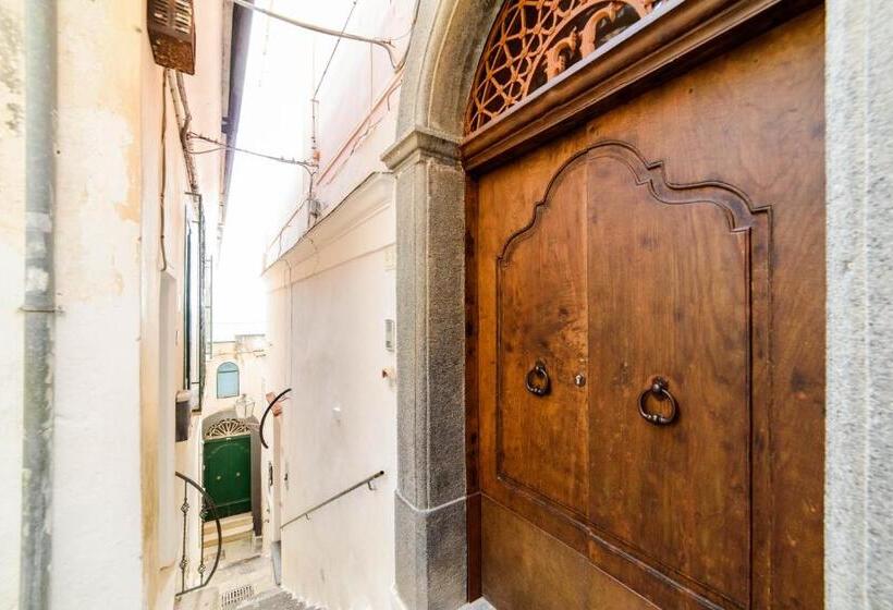 펜션 Palazzo Colavolpe