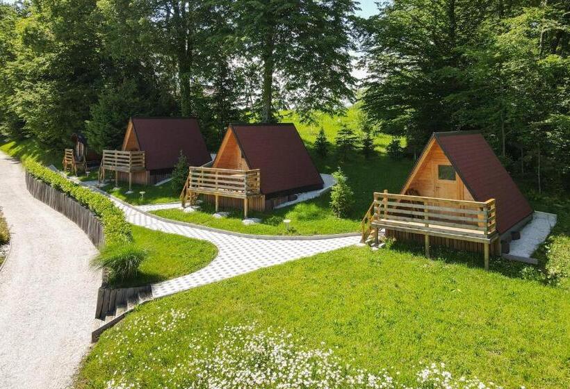 پانسیون Resort Pri Hrastu