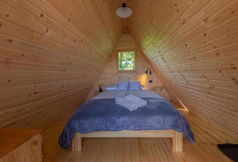 پانسیون Resort Pri Hrastu