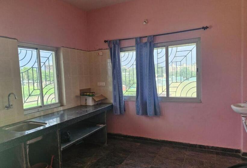 بنسيون Samarth Villa